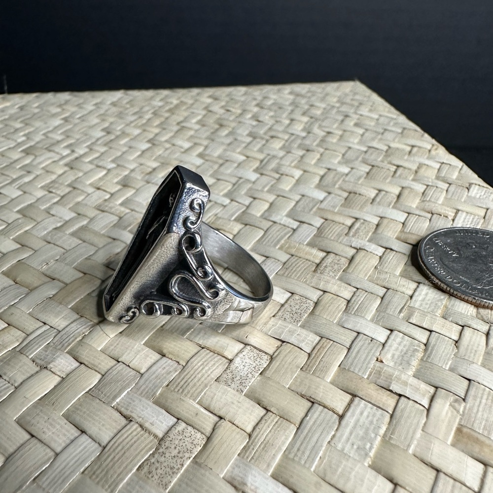 Vampire Coffin Skull Ring Unique High Quality Stainless Steel Ring. - Picture 4 of 7